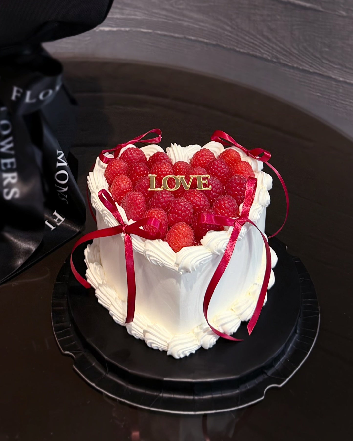 Valentine’s Gift Set -The Scarlet