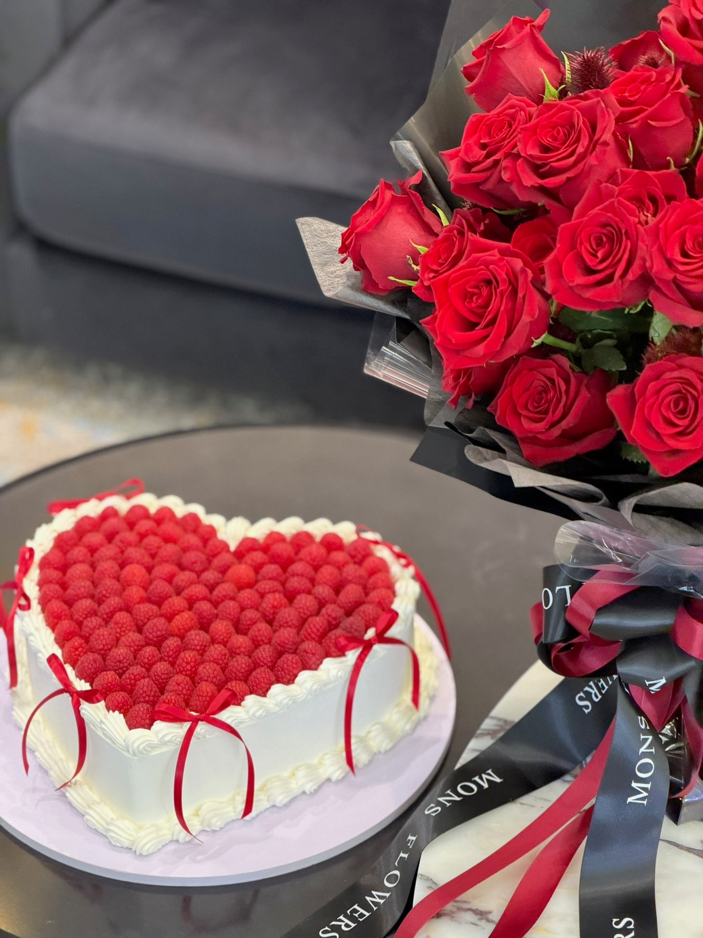 心形鮮忌廉水果造型結婚蛋糕 (款式 E) The Grand Celebration Fruit Cake / Table Cake/ Wedding cake-heart shaped (Style E)