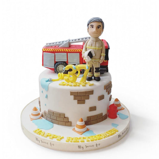 消防員消防車造型蛋糕 | 訂製造型蛋糕 - My Sweet Art