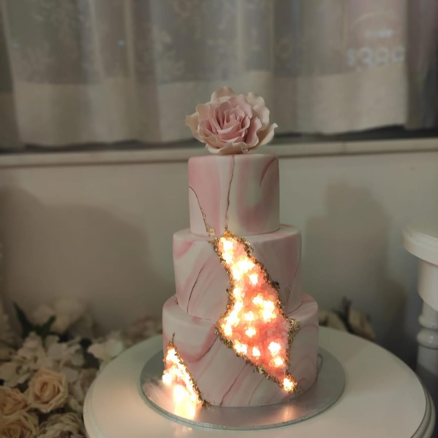 三層水晶玫瑰造型蛋糕 | 訂製造型蛋糕 - My Sweet Art